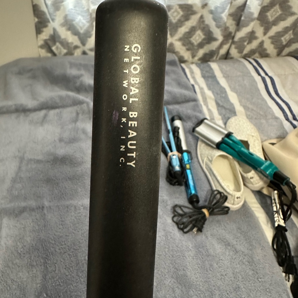 CHI straightening iron. Used once.